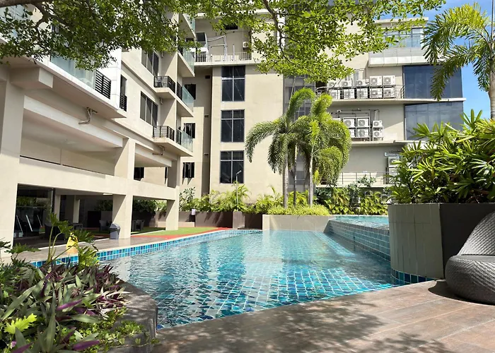 Aparthotel Comfy With Sea & Views At The Heart Of